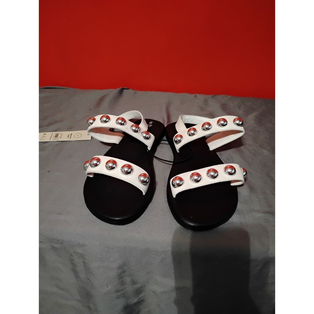 No Boundaries Studded Sandals Women's Size 9 White Adjustable‎ Strap New